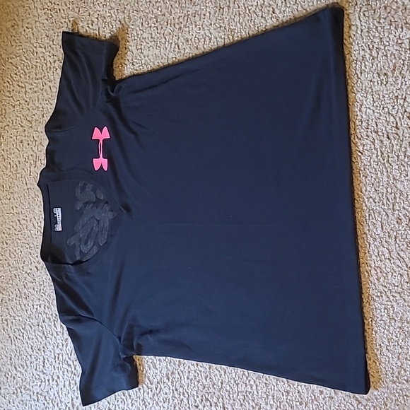 Under Armour DOUBT ME Black Tee w/Vibrant Pink Semi-fitted, Heatgear, LG - Picture 1 of 9